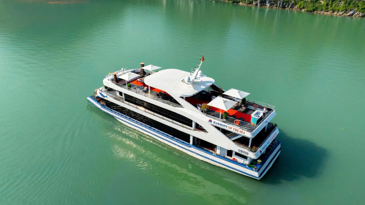 Halong Harmony Phong Hai Excursion 1 Day Cruise